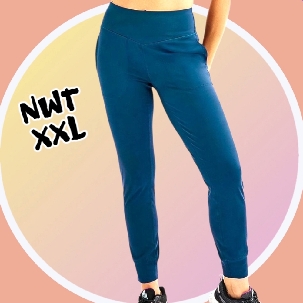 NWT XXL Lightweight Moisture Wicking Joggers Relaxed Fit w Tapered Leg & Pockets